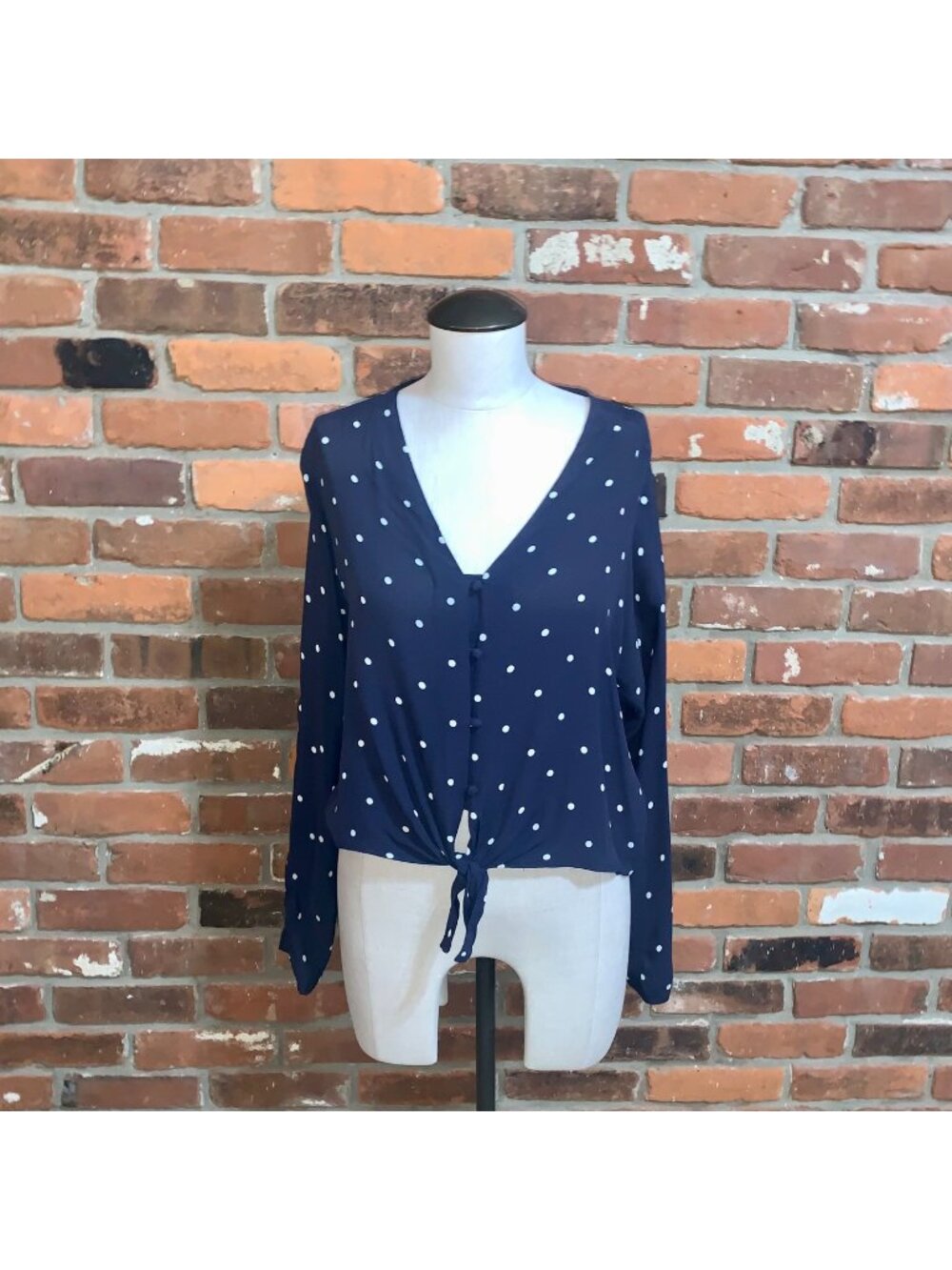 Rails Navy Polka Dot Tie Front LS Blouse Size Small